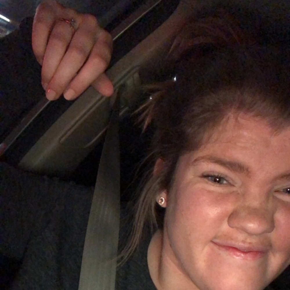 Meet your Posher, Addy